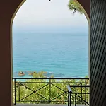 Apartman With Swimming Pool And Sea View - Beach, Corfu *