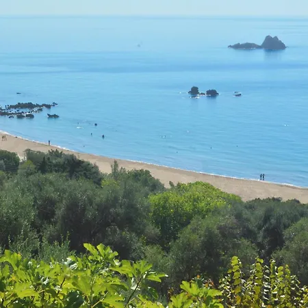With Swimming Pool And Sea View - Beach, Corfu Apartment