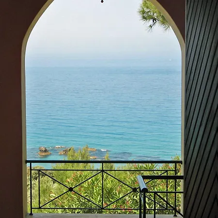 Lejlighed With Swimming Pool And Sea View - Beach, Corfu *