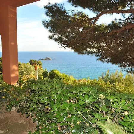 With Swimming Pool And Sea View - Beach, Corfu Daire Pelekas